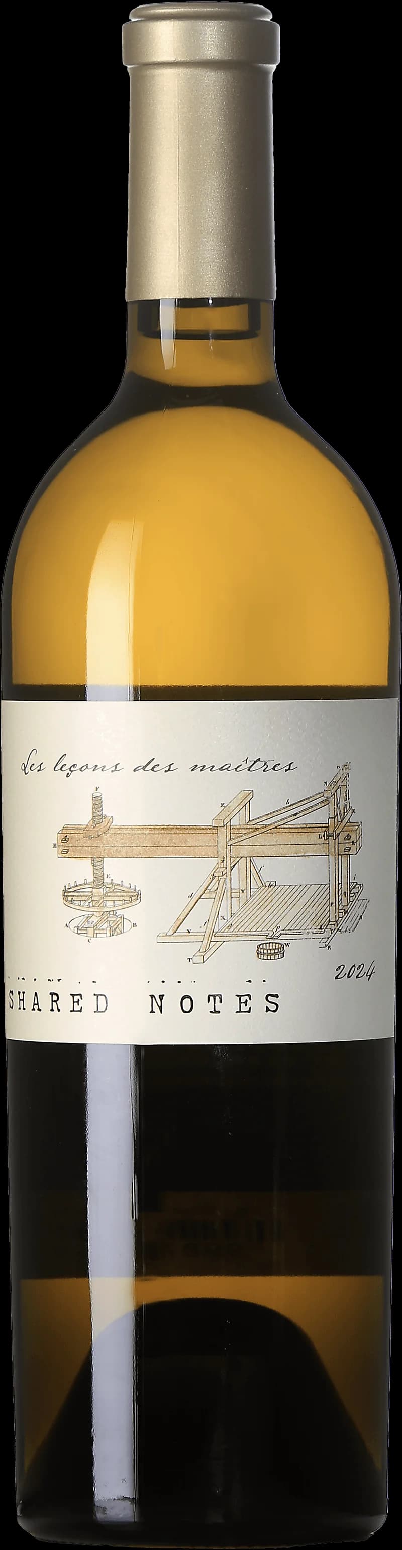Flaska och glas med vitt vin från Shared Notes, uppställda för provning