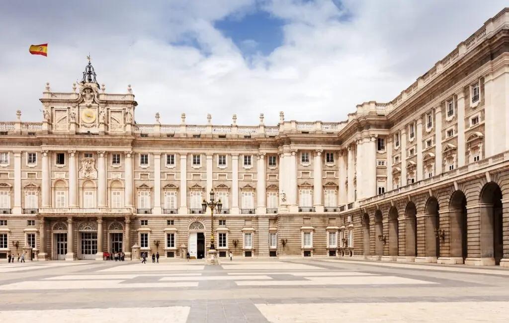 Utforska den bästa vingården som Spanien har att erbjuda: Upptäck Madrids bästa vingårdar
