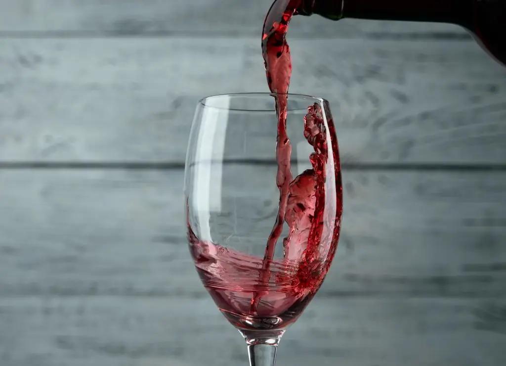 hallbarhet-oppnat-dessertvin