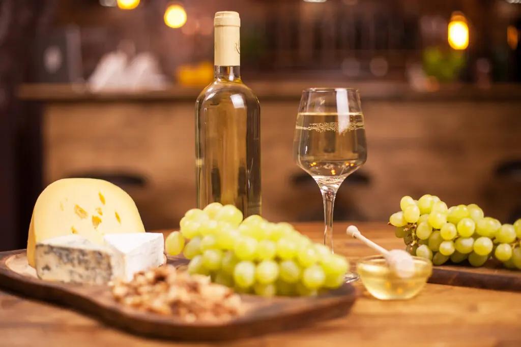 ost och vitt vin