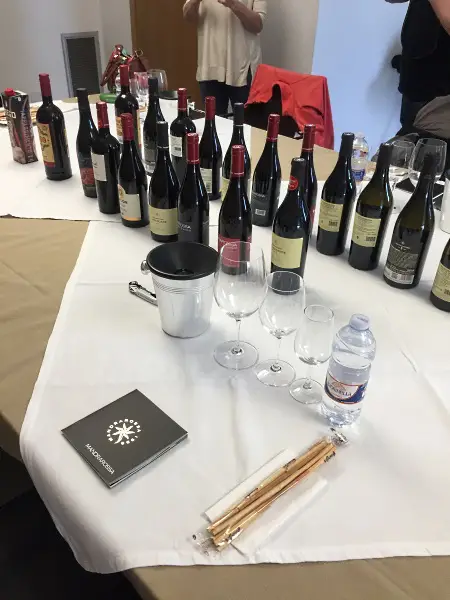 Sicilien: vinrpovning av 18 viner