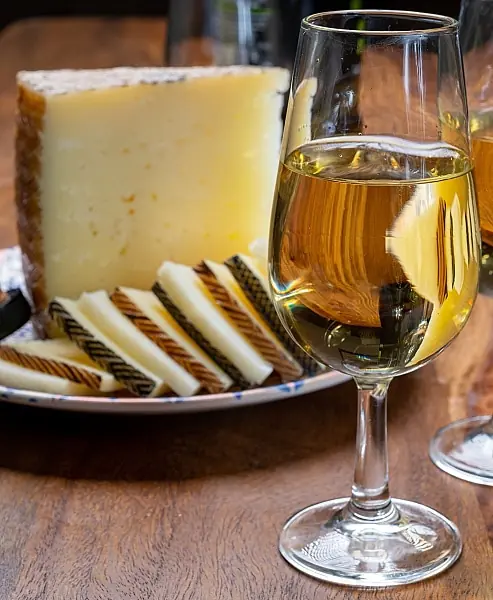 Alkoholfritt vin - hårda ostar