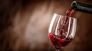 Oxiderat vin farligt? Lär dig om risker & säkerhet