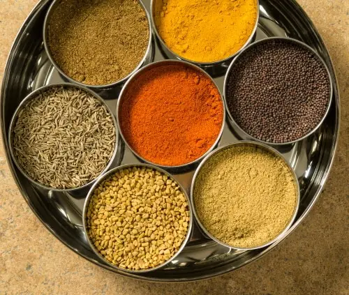 internationell mat med vin - masala kryddburk