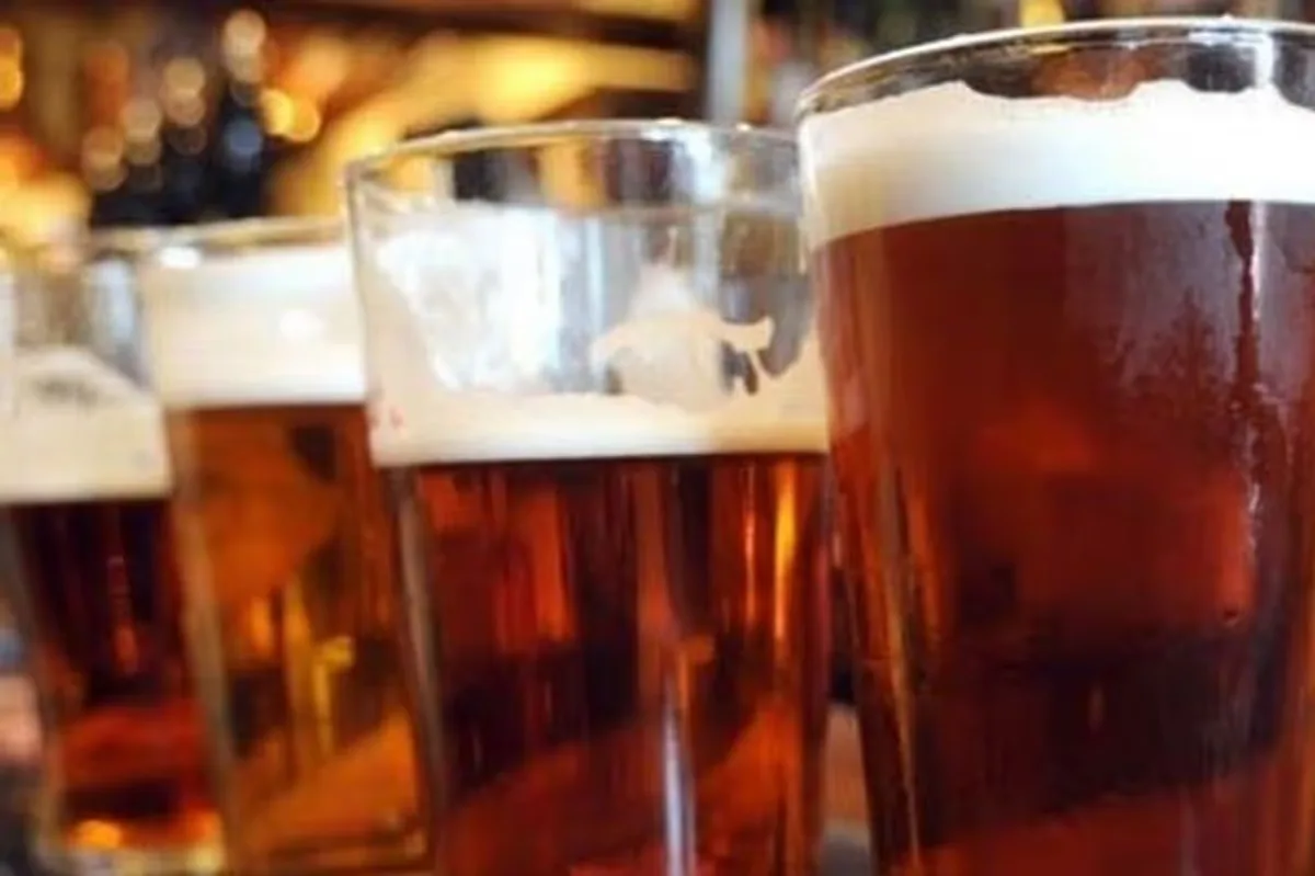 pints-of-beer-gv.avif