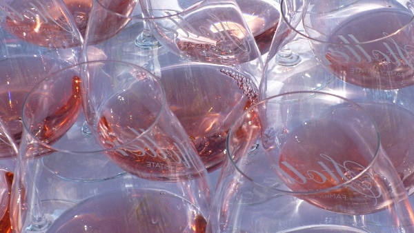 liveprovning - rosevin i glas