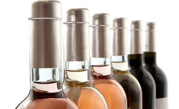 dryck- och mattrender olika vinflaskor