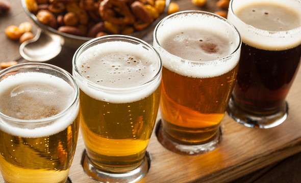 öl och mat - olika ölstilar i glas